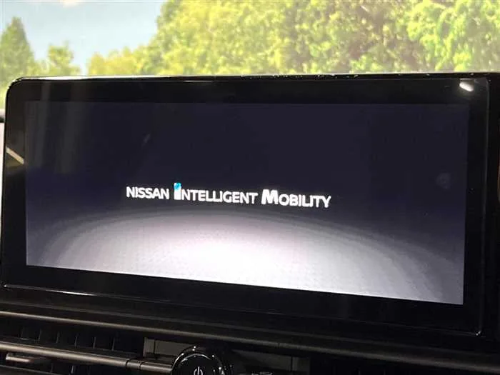 Nissan Serena 2023 — миниатюра 2