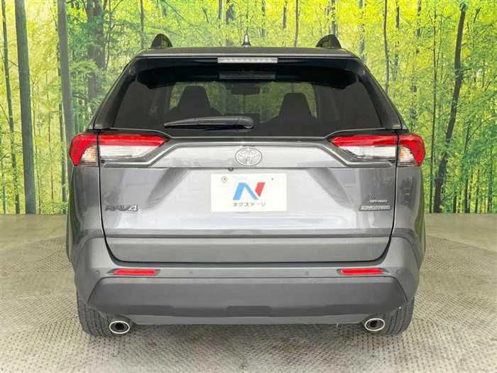 Toyota RAV4 2023 — миниатюра 5