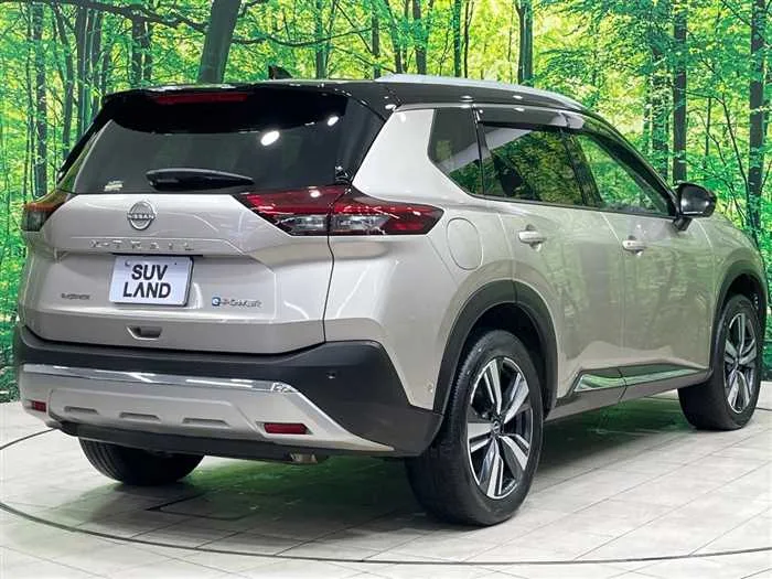 Nissan X-Trail 2022 — миниатюра 2