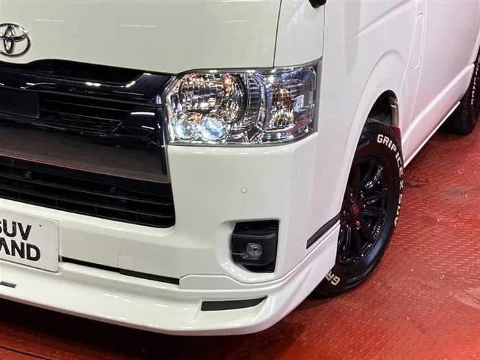 Toyota Hiace Van 2022 — миниатюра 3