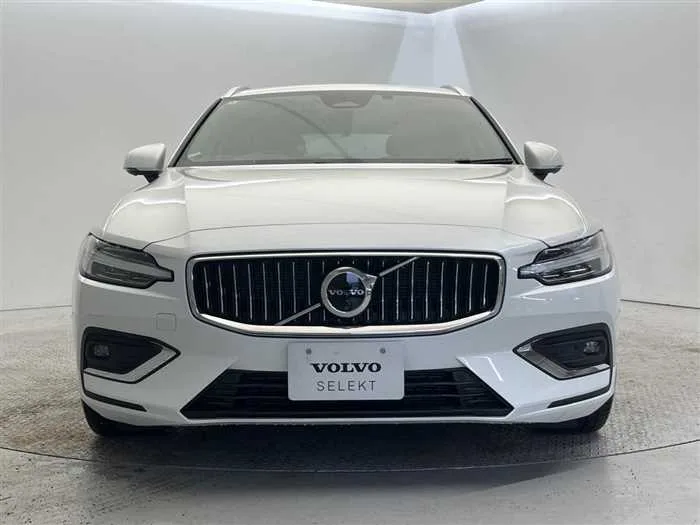 Volvo V60 2024 — миниатюра 3