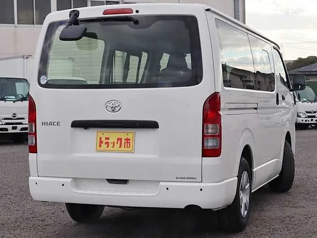 Toyota HIACE VAN 2023 — миниатюра 4