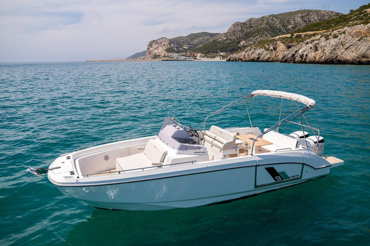 BENETEAU Flyer 9 SPACEDECK 2022