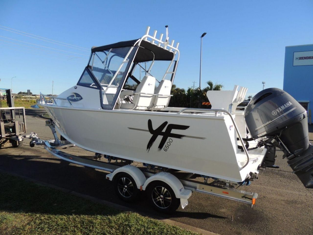 YELLOWFIN 6200 CABIN 2026