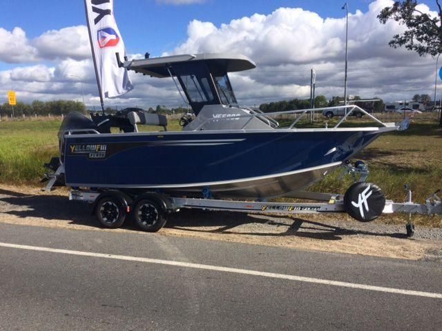 YELLOWFIN 5800 CENTRE CABIN 2026