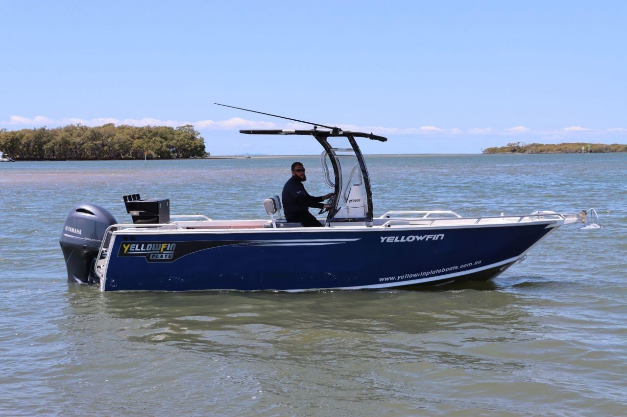 YELLOWFIN YF-70 Centre Console 2026