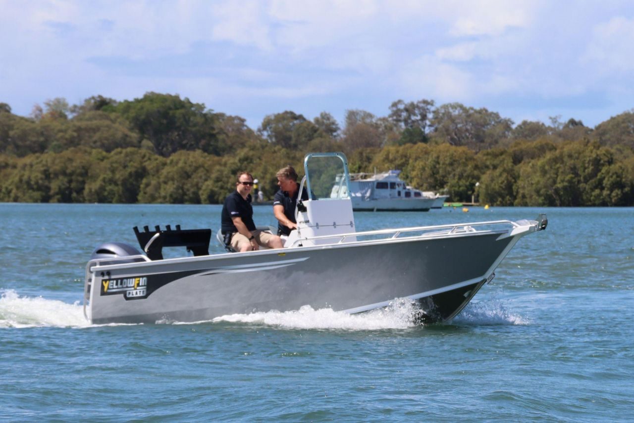 YELLOWFIN YF-66 Centre Console 2026