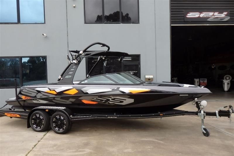 SPY BOATS SS21V 2026