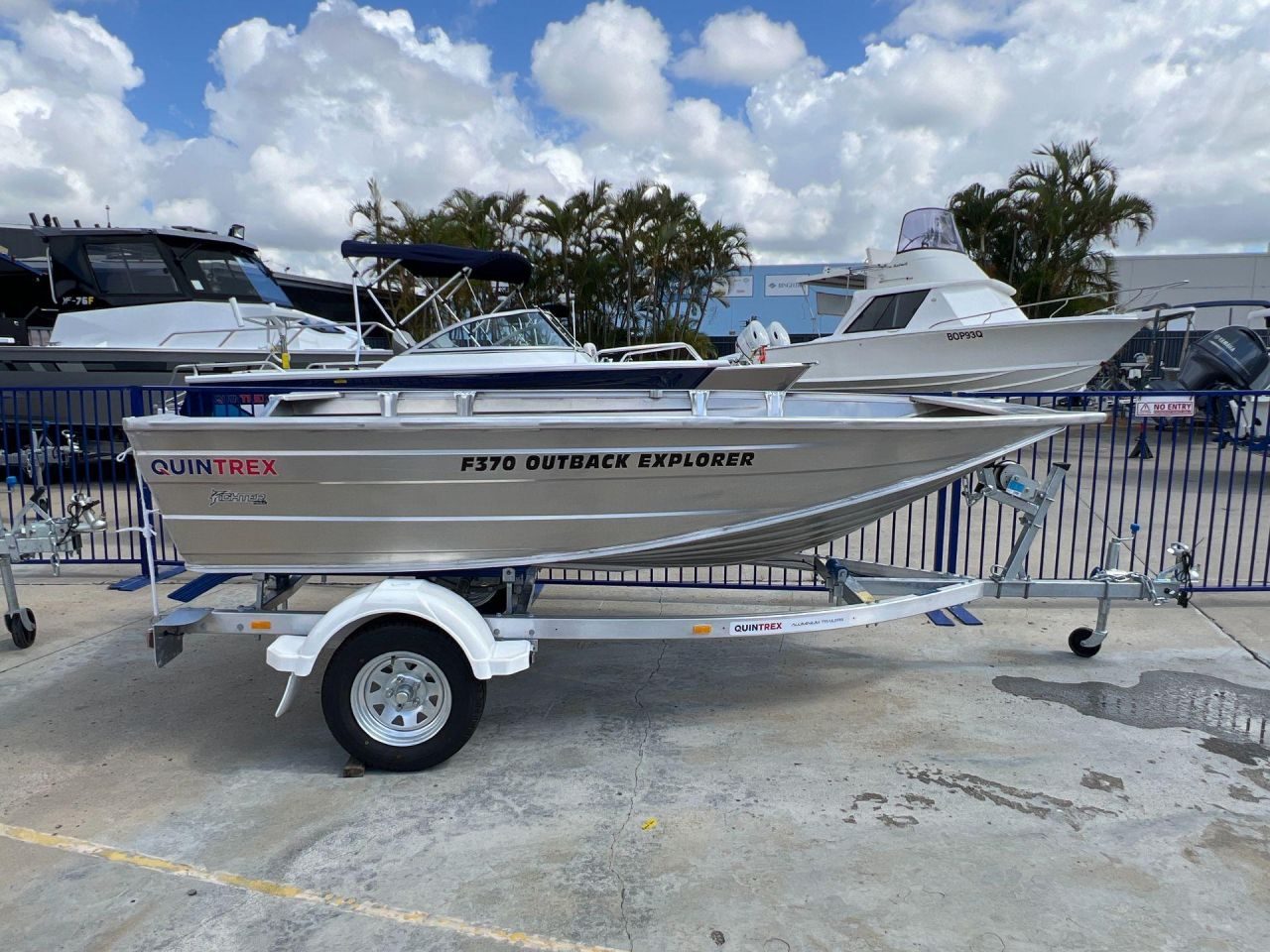 Quintrex F370 Outback Explorer 2026