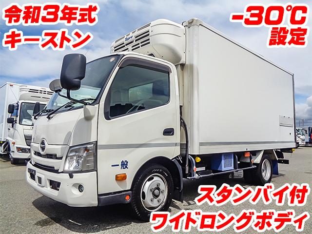 Hino Dutro 2021