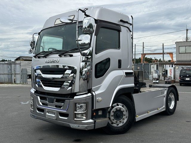 Isuzu Giga 2020